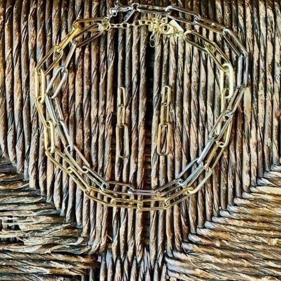 ✨💛 Gold Tone Chain Link Earrings ✨💛 - Picture 7 of 7